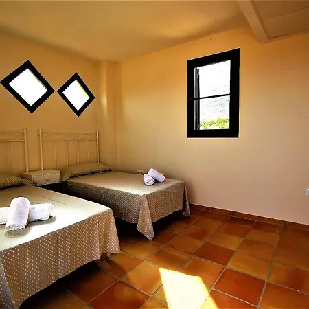 Holiday home Sierra Cortina El Pinar